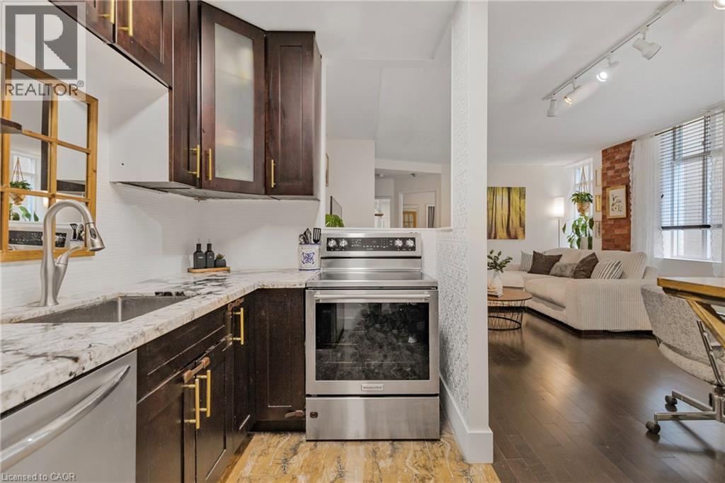 Photo 10 of 36 James Street S Unit 803, Hamilton ON