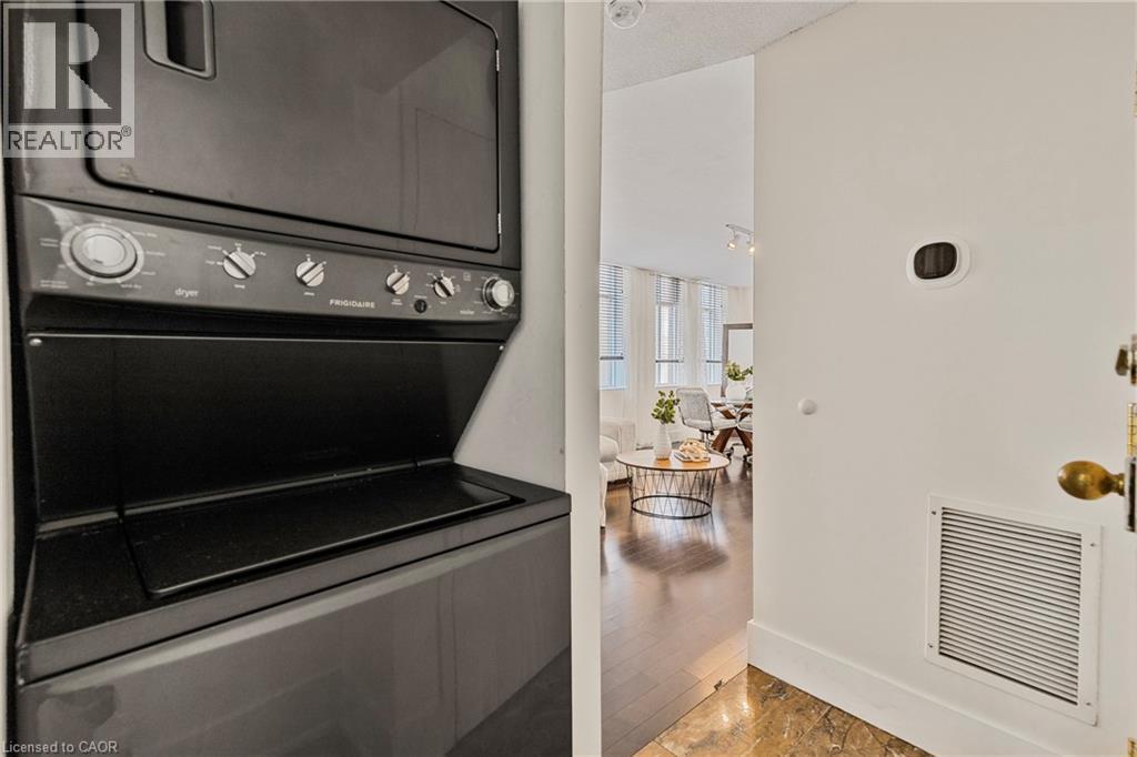 Photo 18 of 36 James Street S Unit 803, Hamilton ON