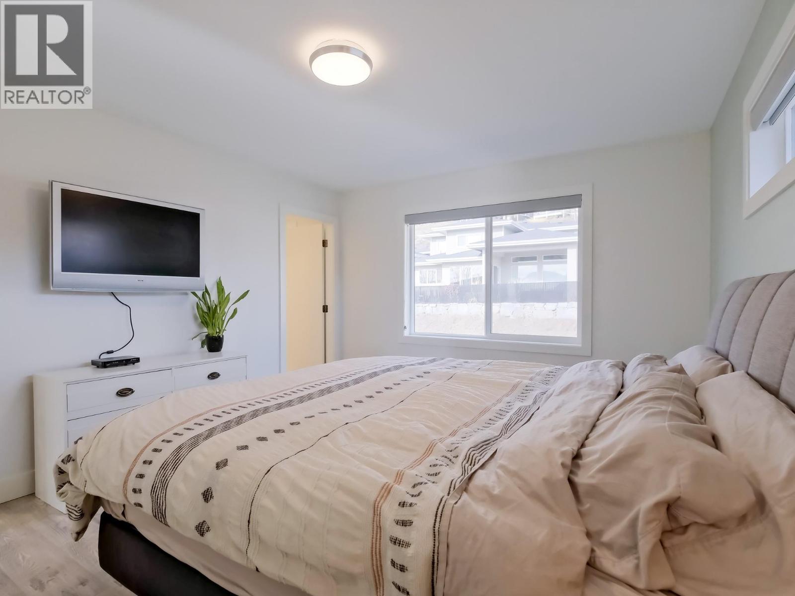  72 Forest Edge Drive, Kelowna