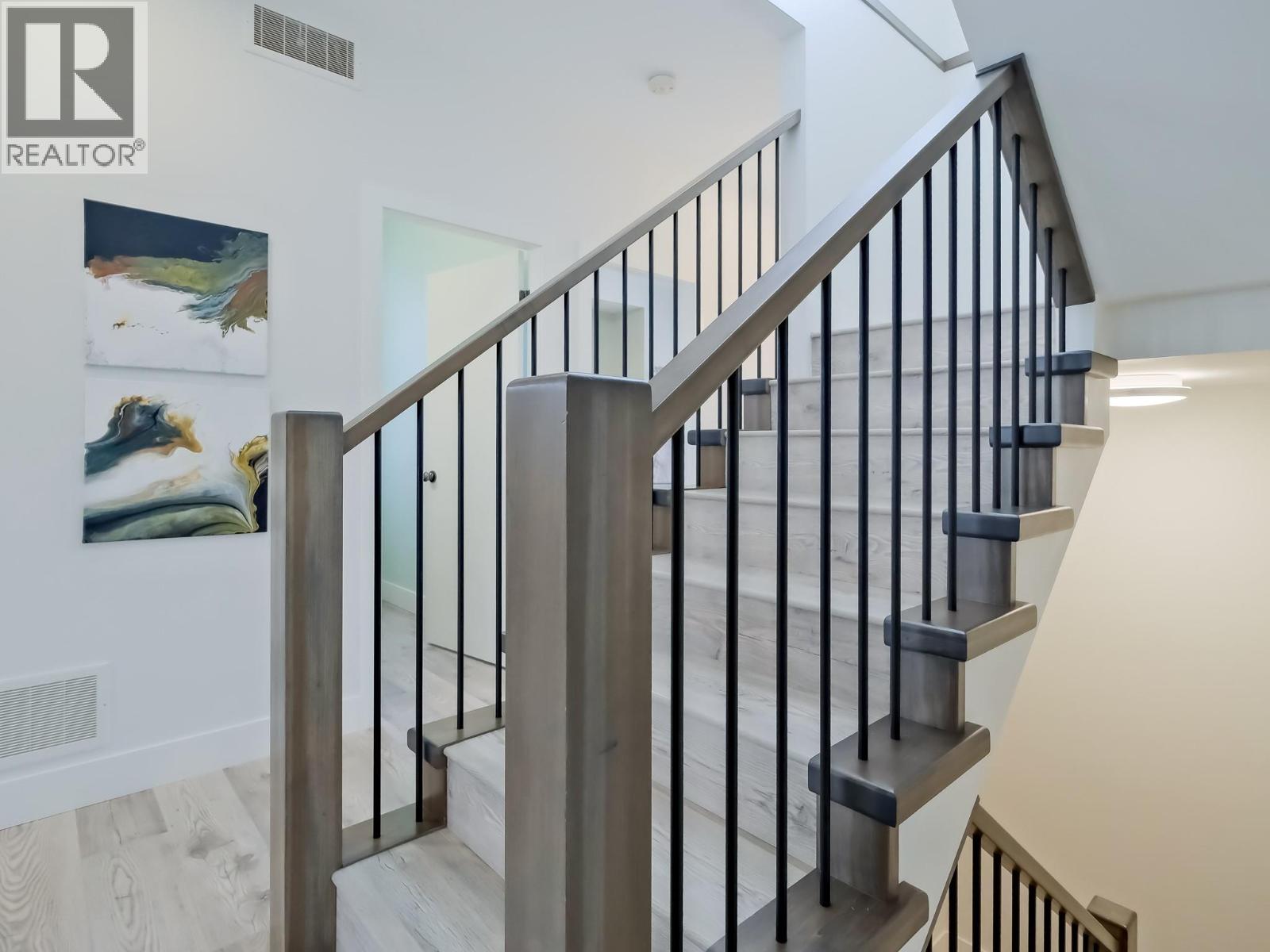  72 Forest Edge Drive, Kelowna