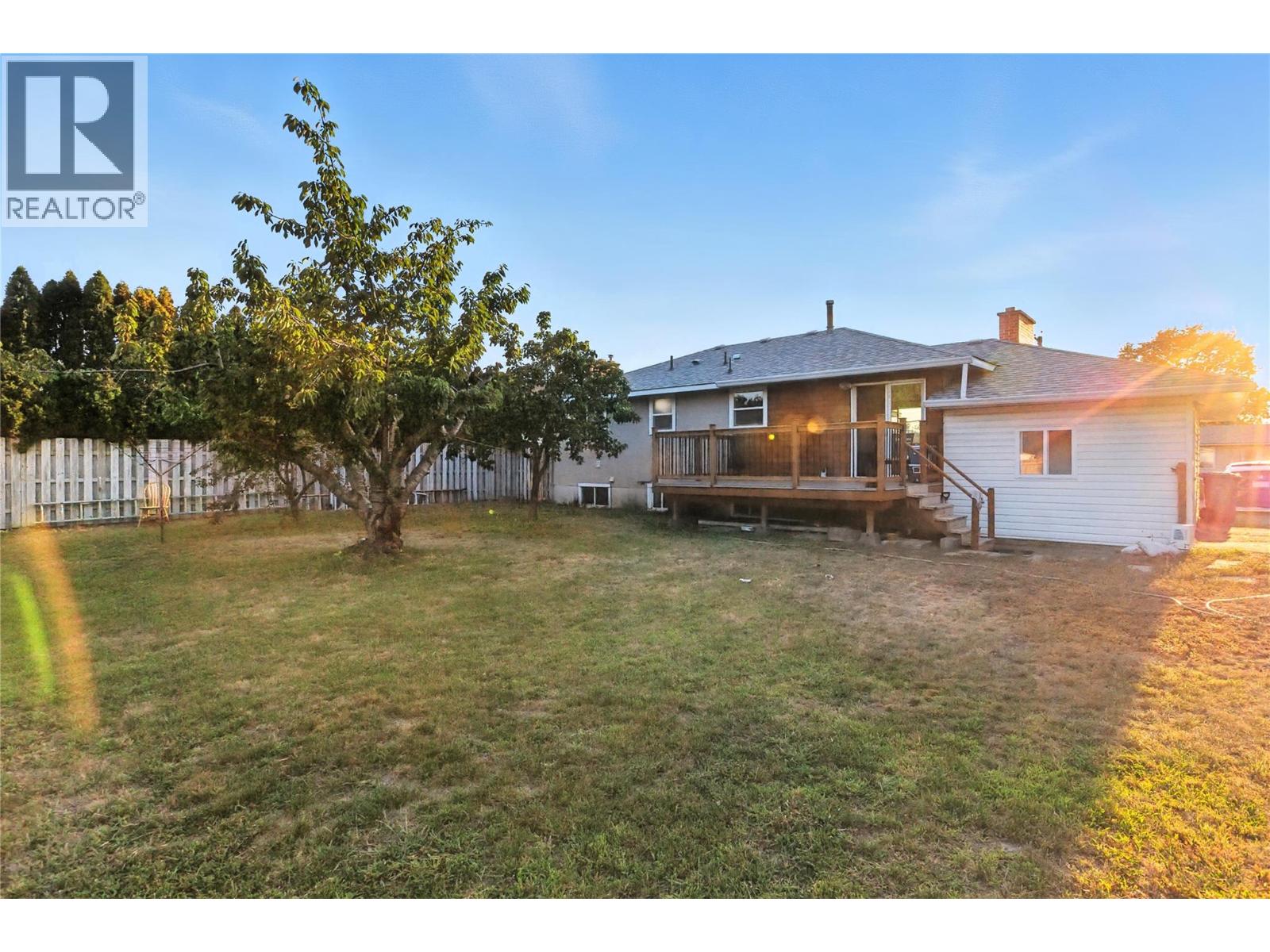 Photo 2 of 740 10th Street, Kamloops BC
