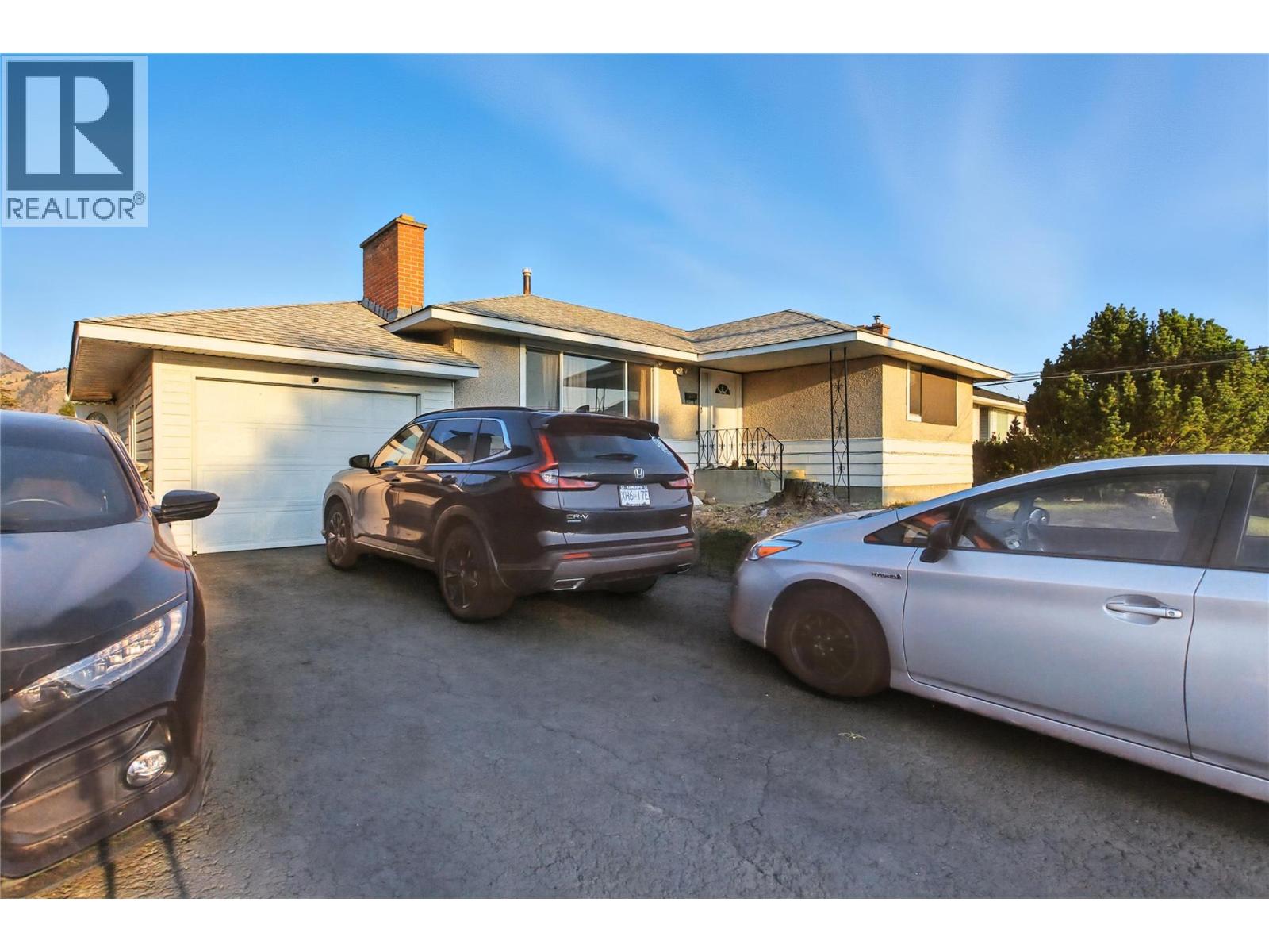 Photo 6 of 740 10th Street, Kamloops BC