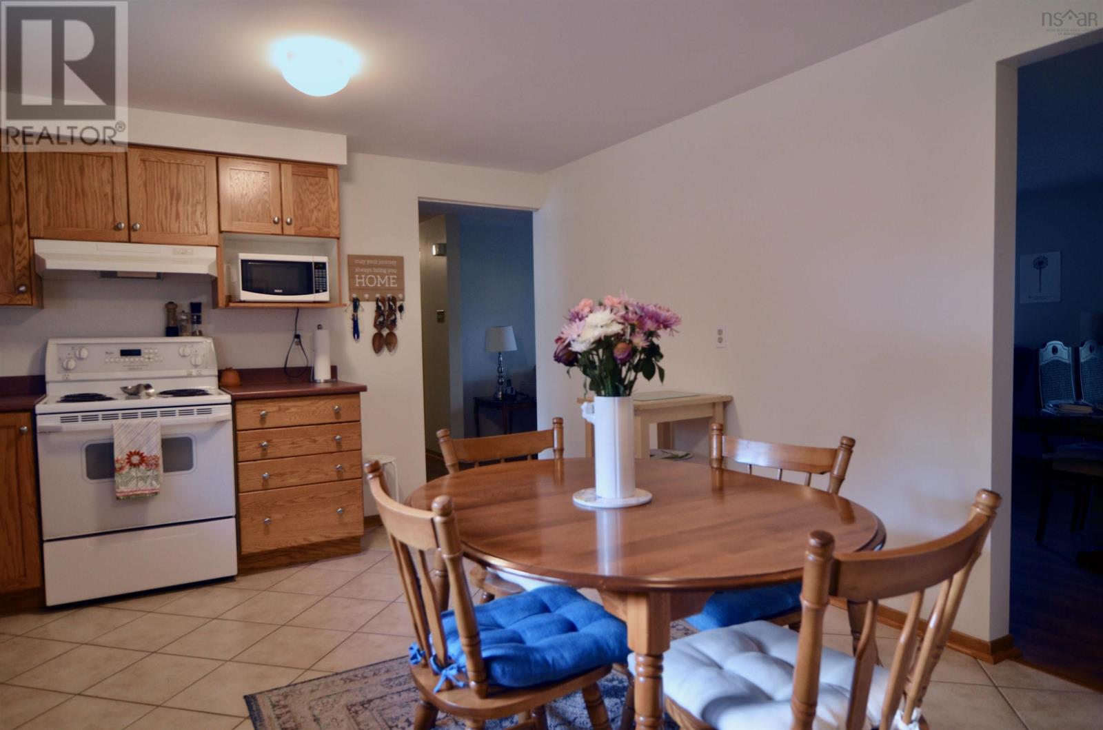 Photo 10 of 32 Tremont Street, Dartmouth NS