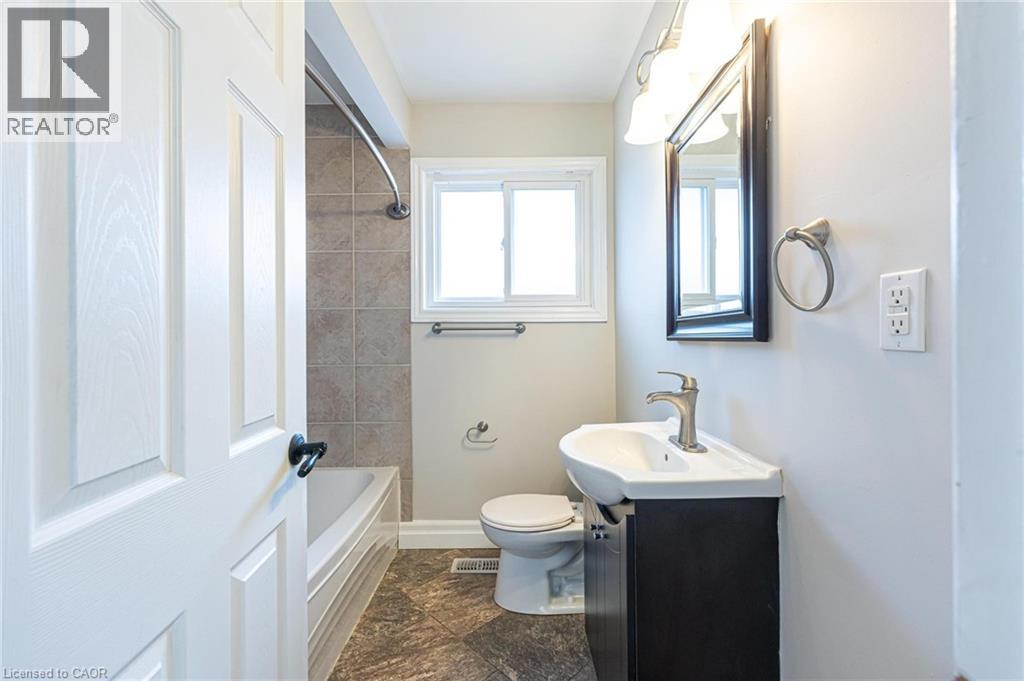 Photo 18 of 60 Burfield Avenue, Hamilton ON