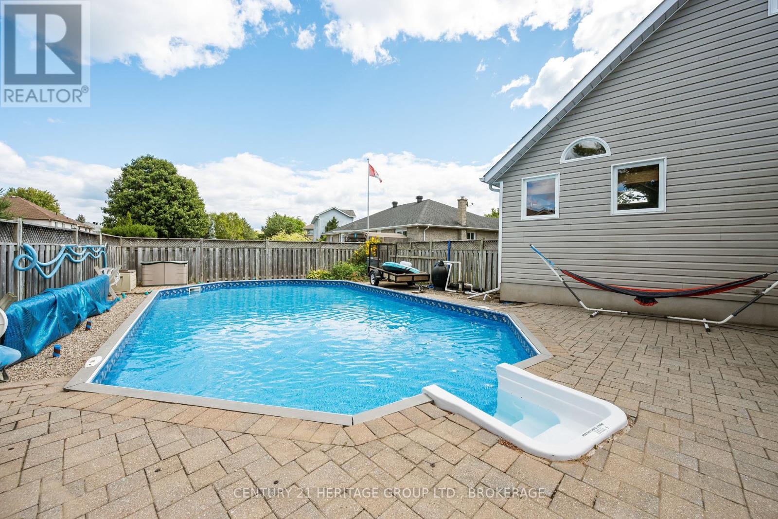 Photo 12 of 26 Miller Place, Loyalist ON
