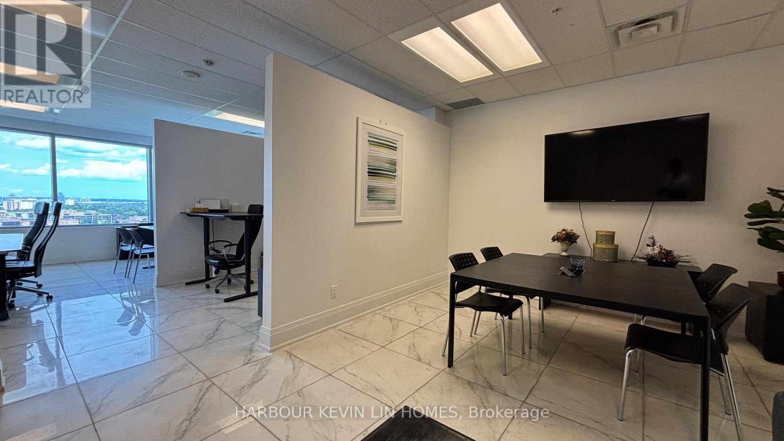 Photo 6 of 502 7191 Yonge Street, Markham ON