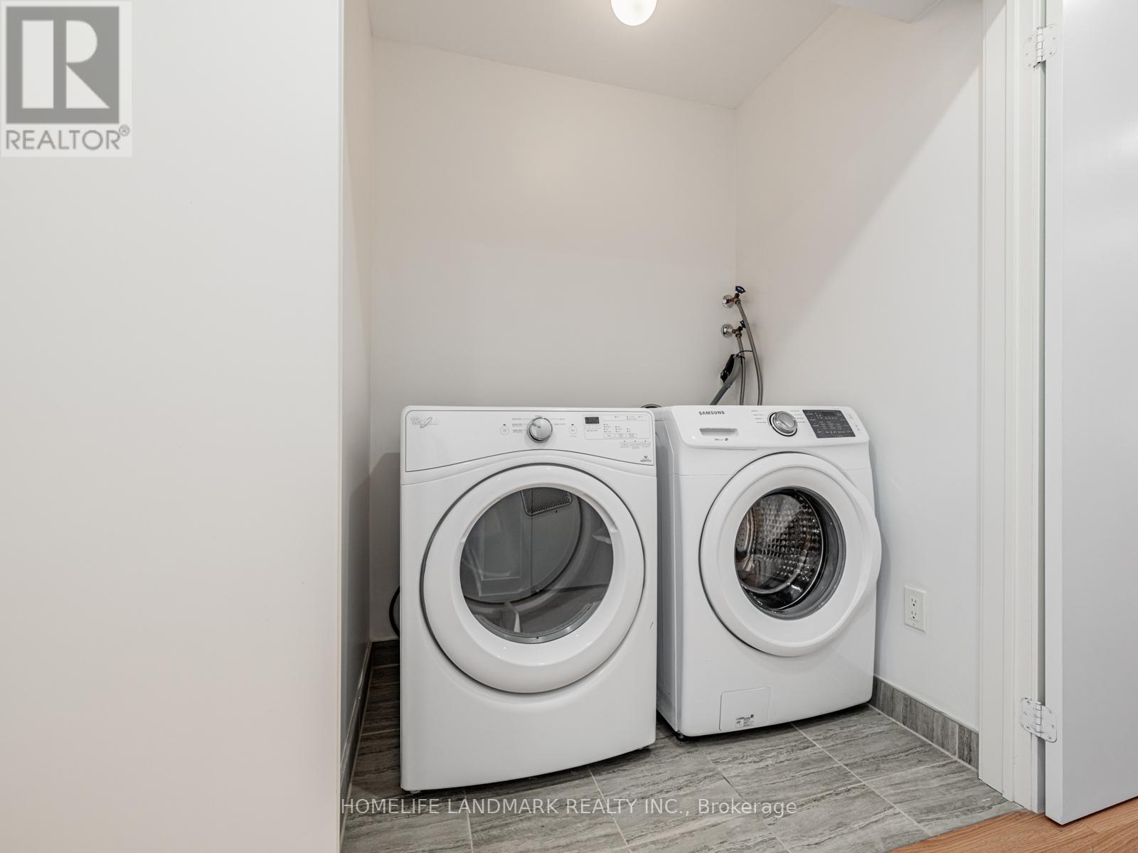 Photo 9 of 10606 Bathurst Street, Vaughan ON