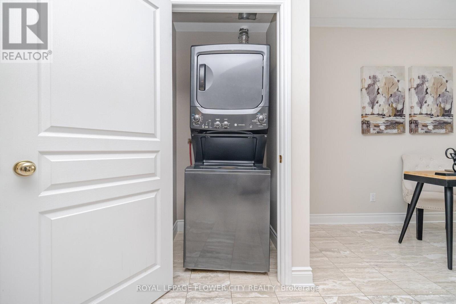 Photo 29 of Ph 5 1 Belvedere Court, Brampton ON