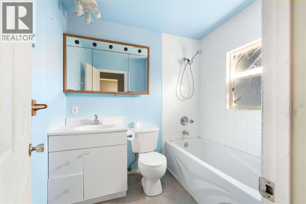 Single Family House Bungalow for Sale in   Avenue NW Bowness Calgary 