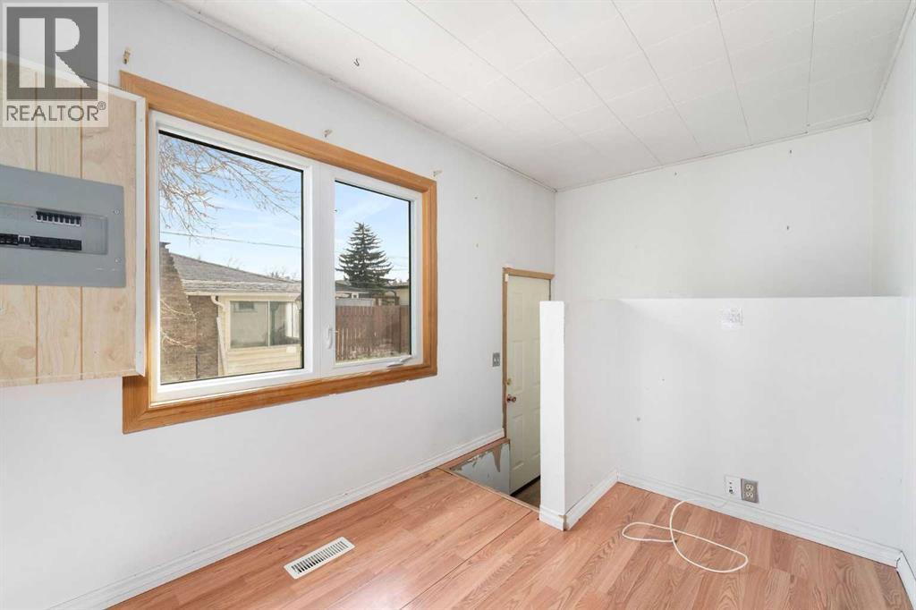 Single Family House Bungalow for Sale in   Avenue NW Bowness Calgary 