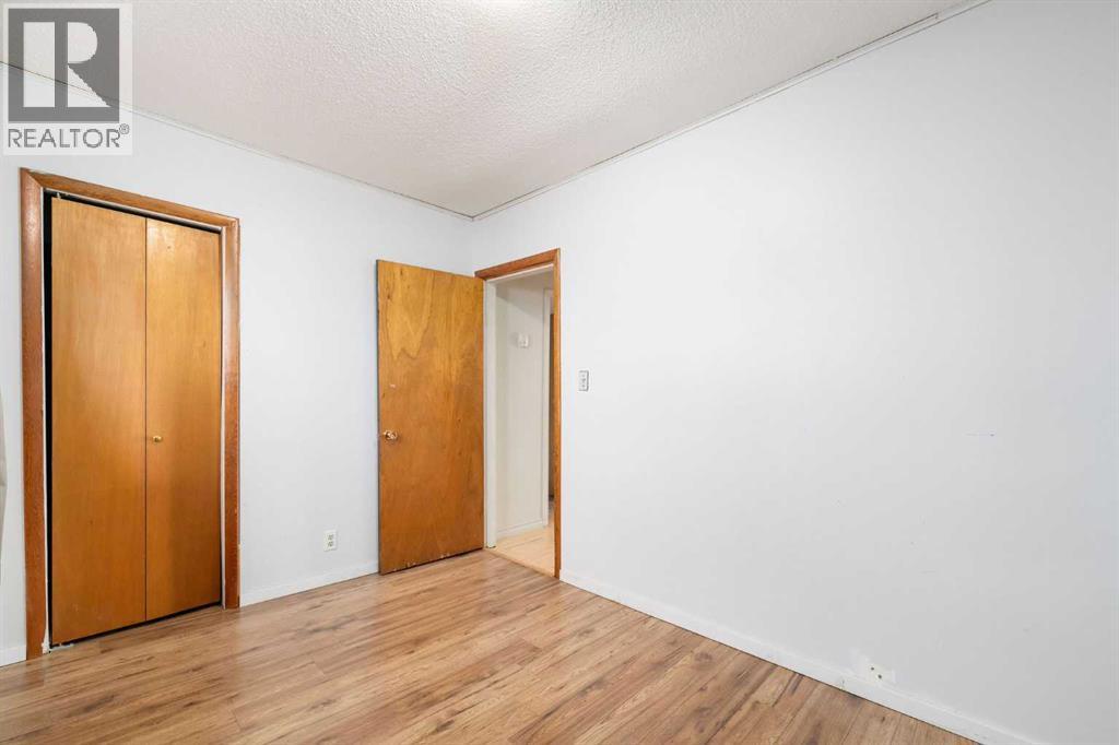 Single Family House Bungalow for Sale in   Avenue NW Bowness Calgary 