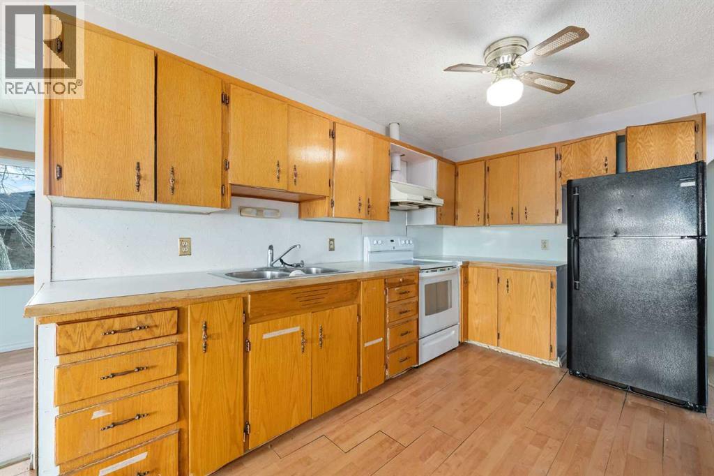 Single Family House Bungalow for Sale in   Avenue NW Bowness Calgary 