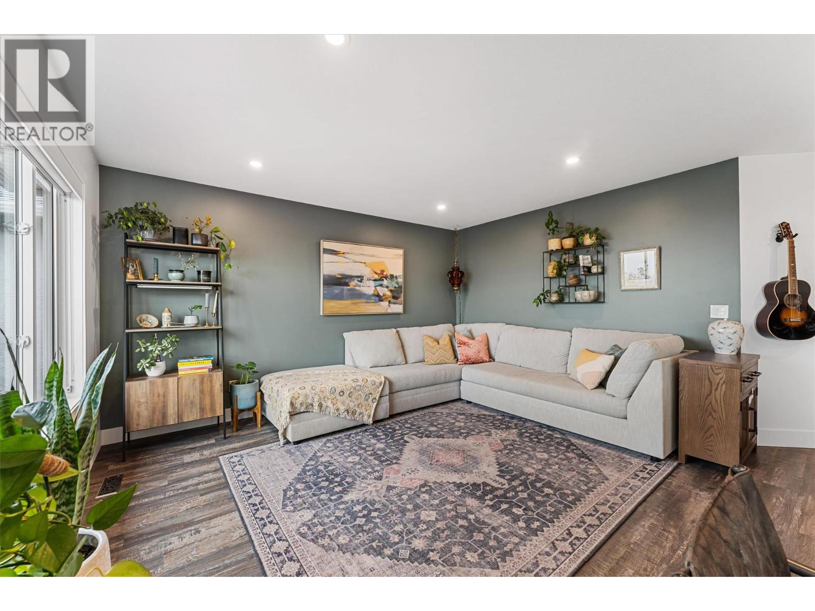 327 2440 Old Okanagan Highway, West Kelowna
