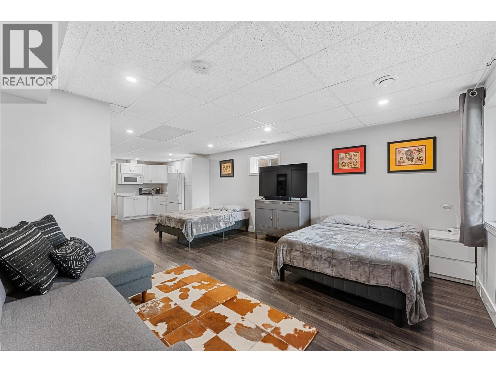 327 2440 Old Okanagan Highway, West Kelowna