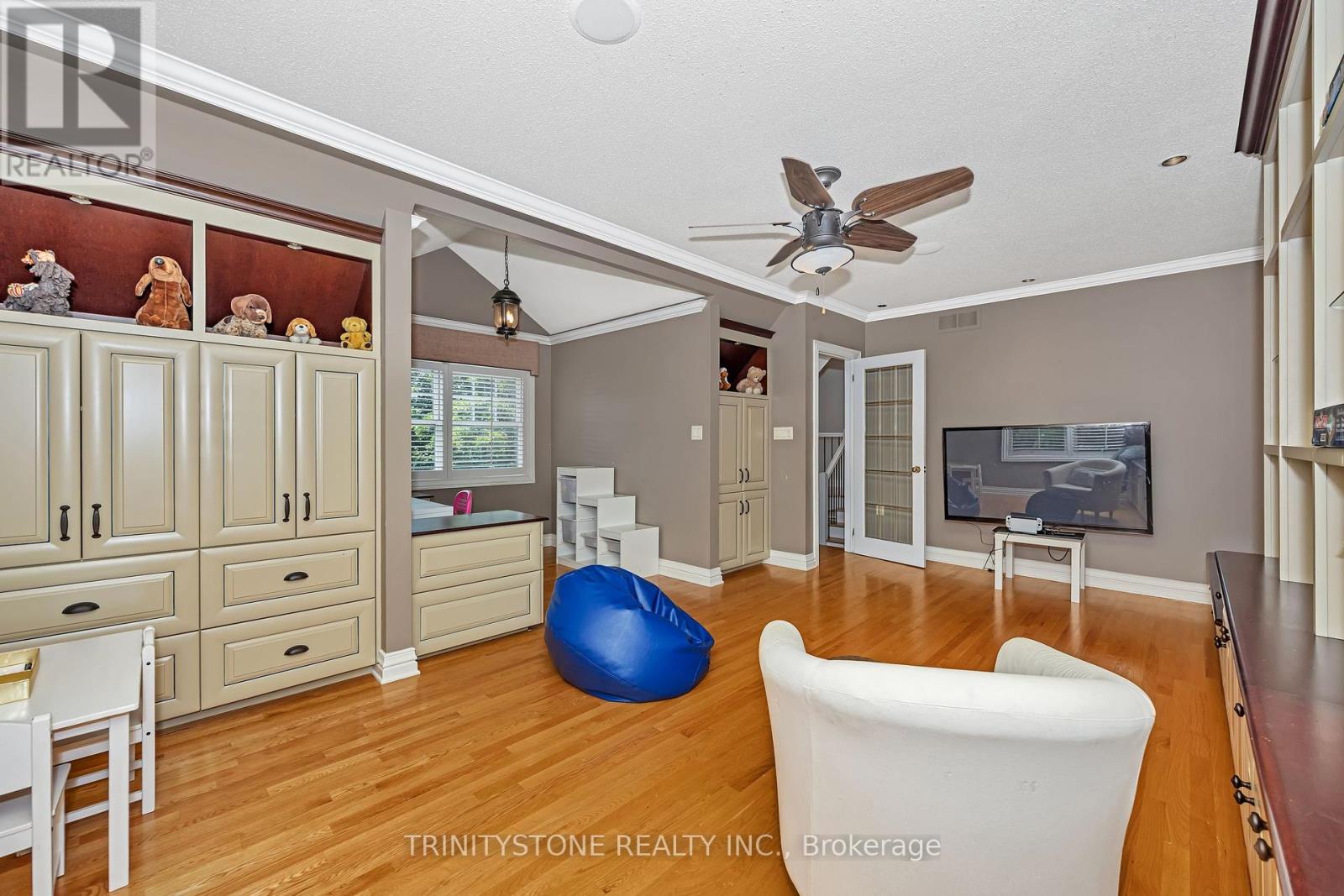 Photo 27 of 32 Kyle Avenue, Ottawa ON