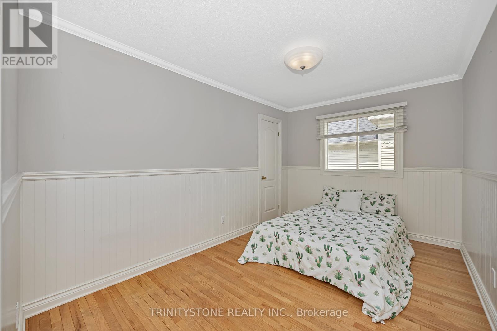 Photo 32 of 32 Kyle Avenue, Ottawa ON