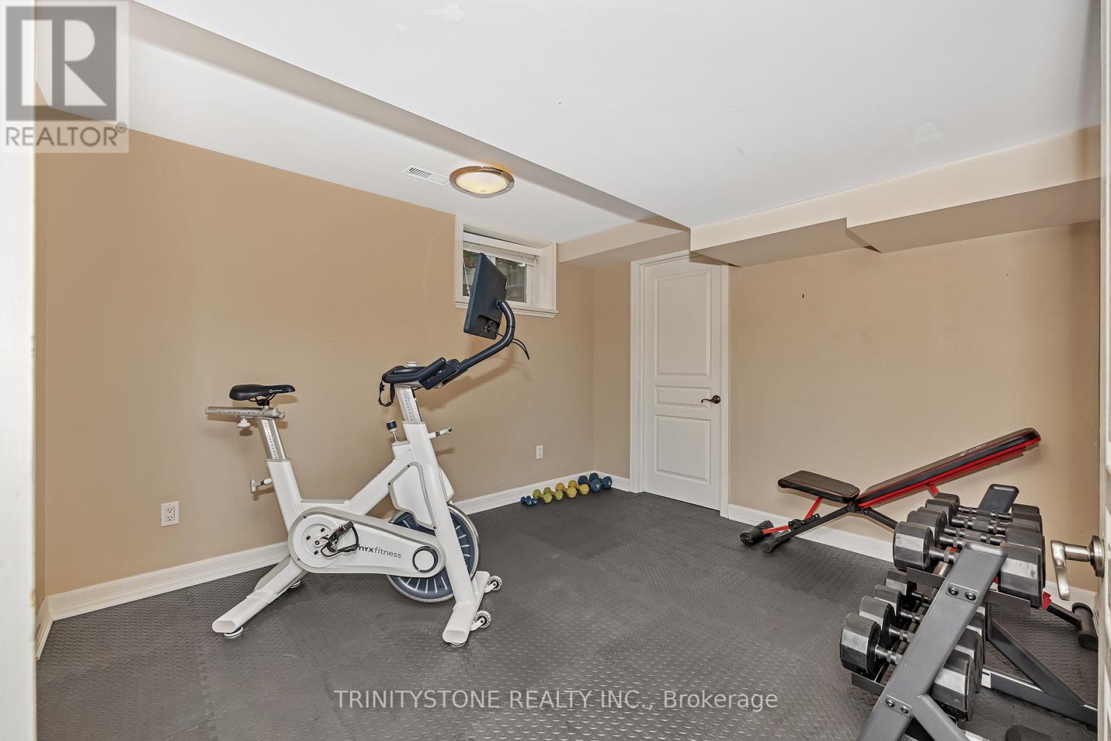 Photo 40 of 32 Kyle Avenue, Ottawa ON