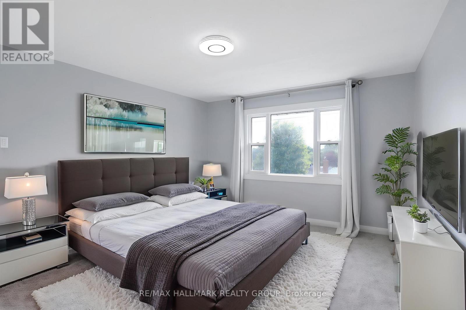Photo 11 of 1108 Merivale Road, Ottawa ON