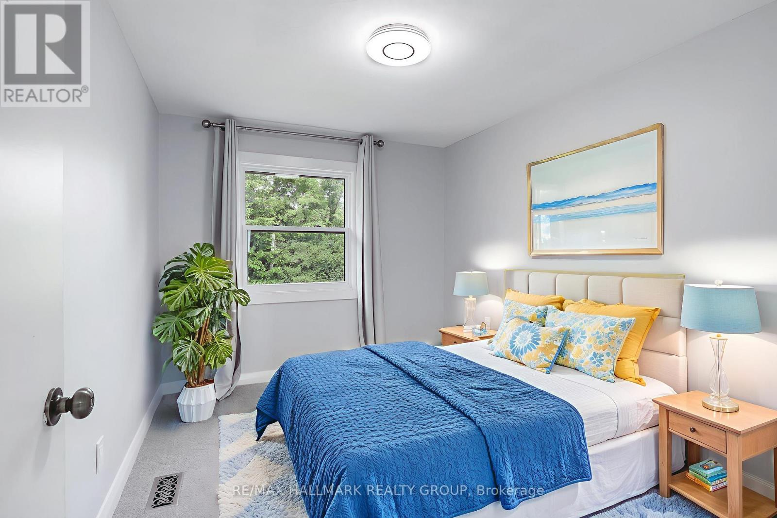 Photo 15 of 1108 Merivale Road, Ottawa ON