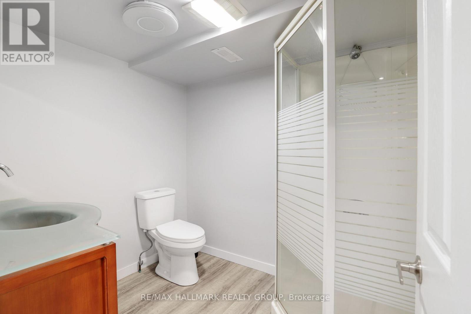 Photo 20 of 1108 Merivale Road, Ottawa ON