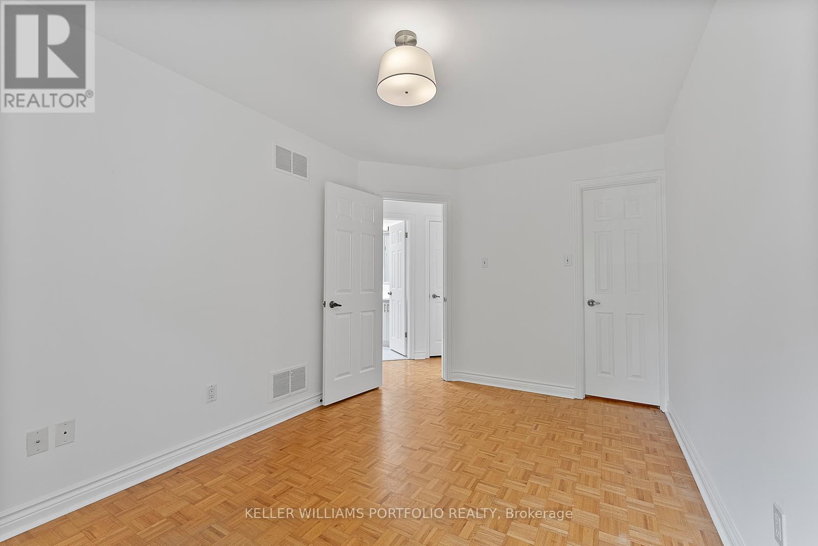 Photo 32 of 150 Rose Park Drive, Toronto ON