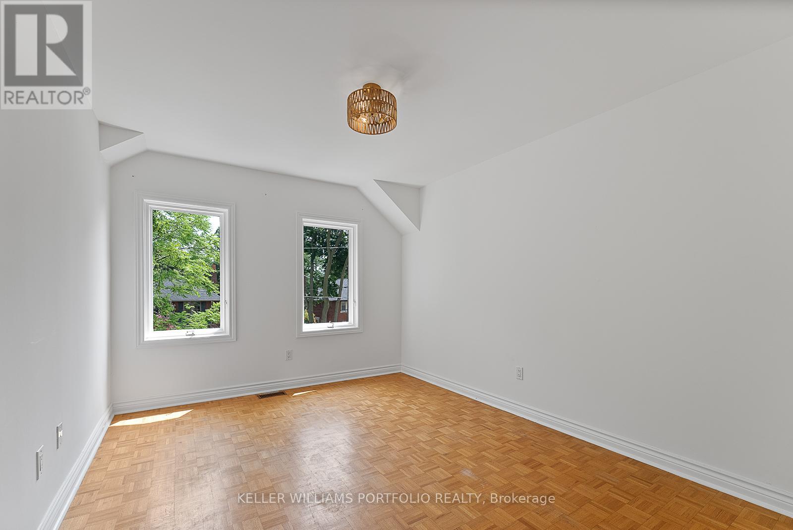 Photo 33 of 150 Rose Park Drive, Toronto ON