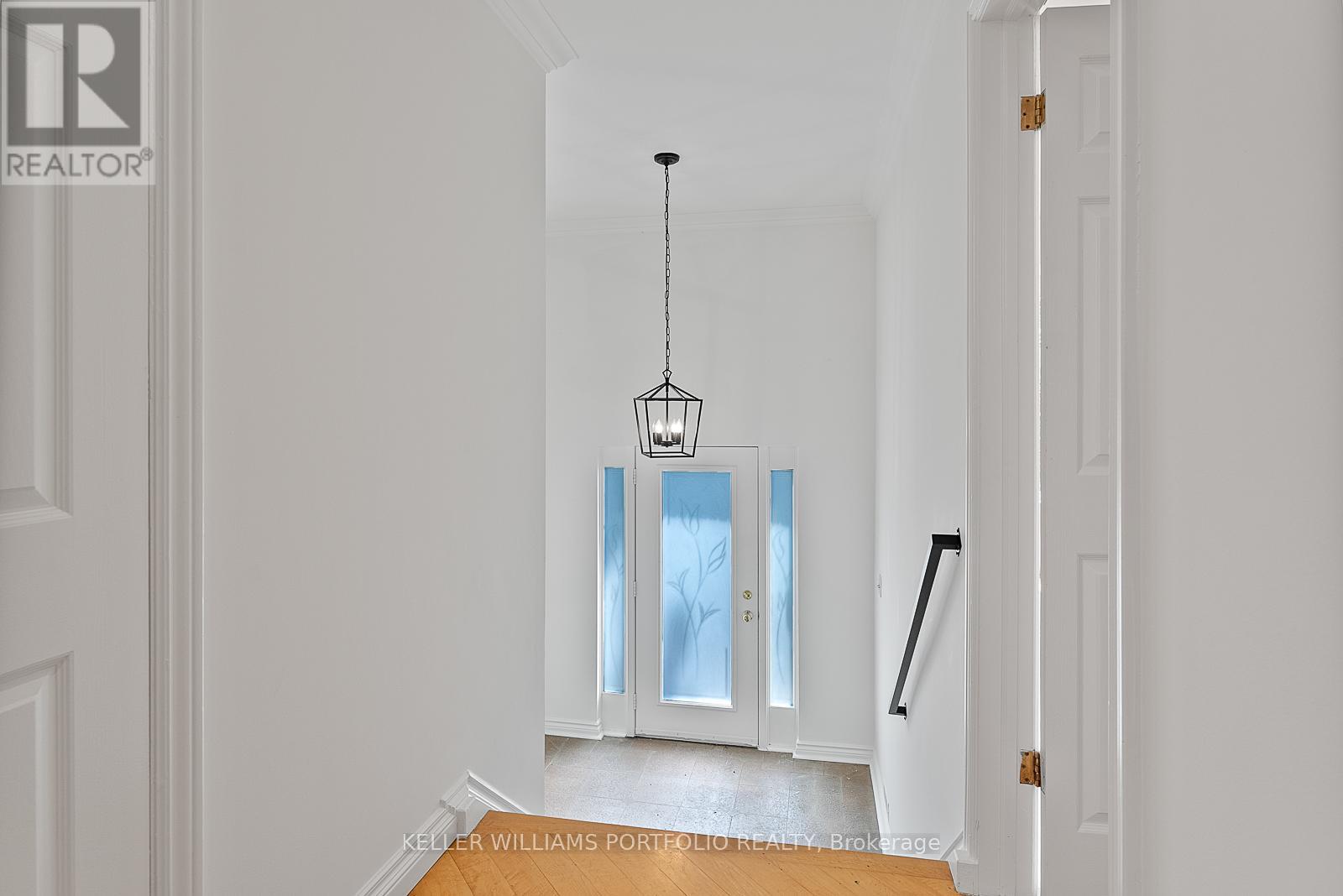 Photo 5 of 150 Rose Park Drive, Toronto ON
