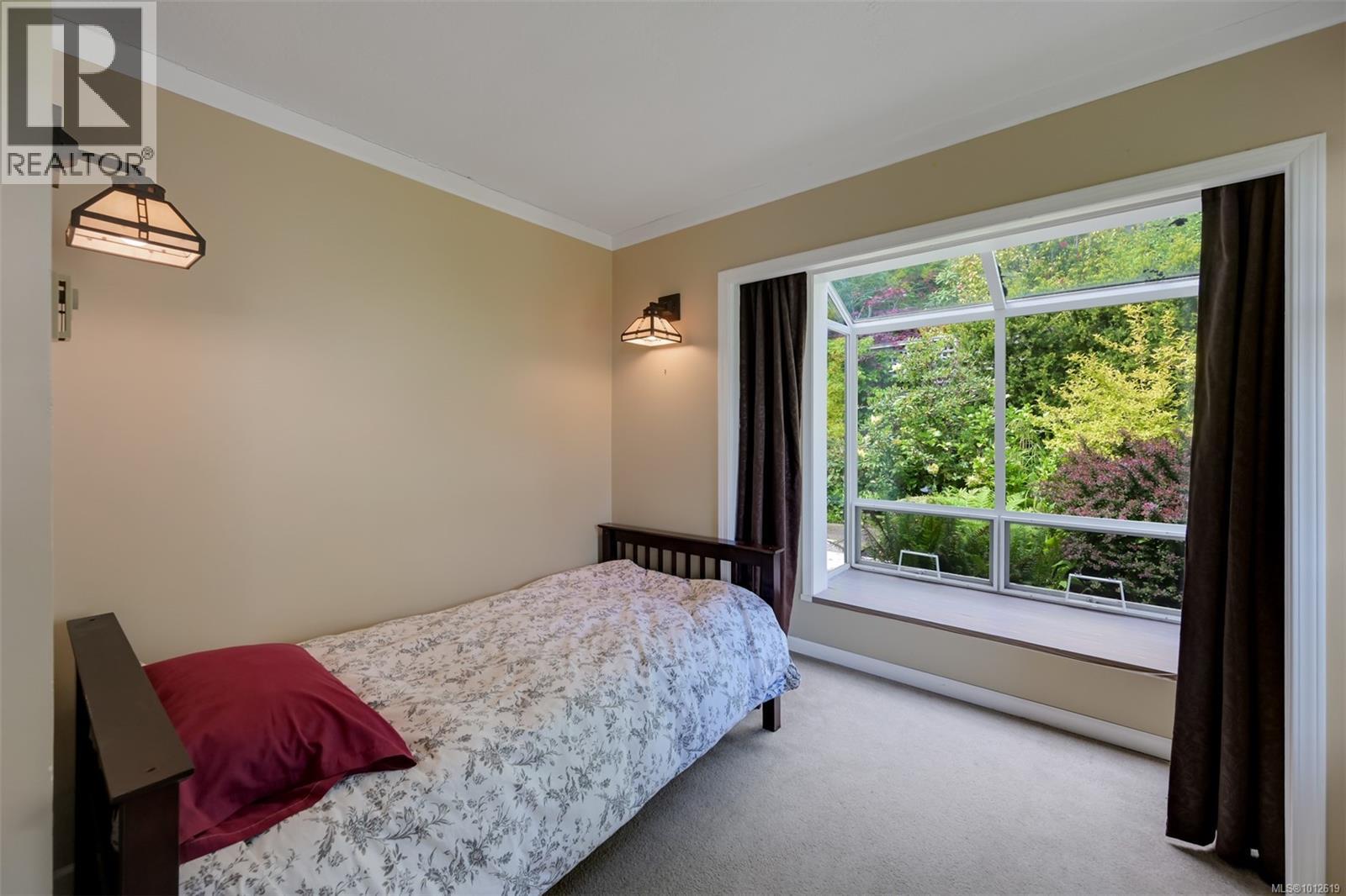 4955 Cordova Bay Rd, Saanich