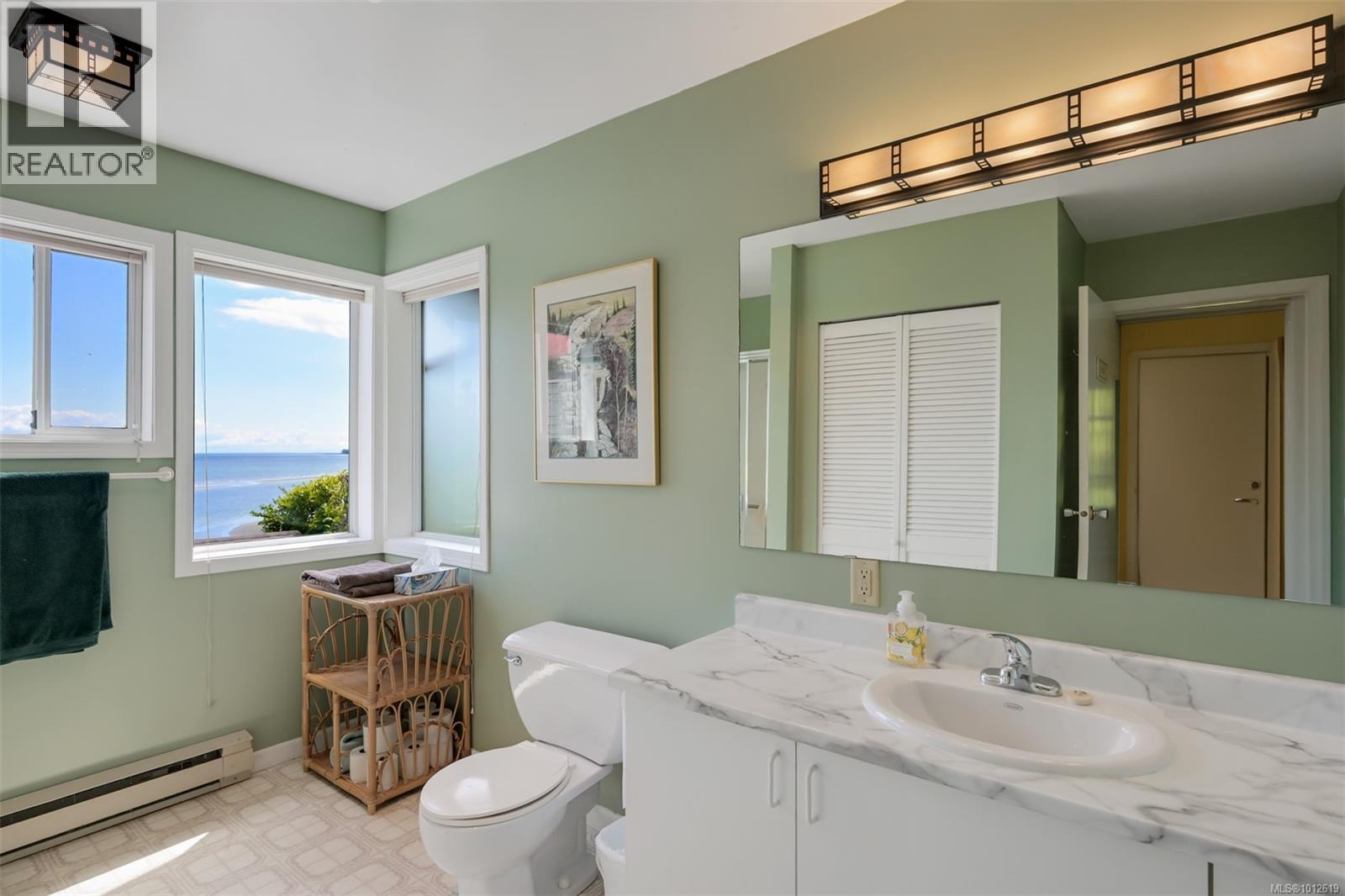 4955 Cordova Bay Rd, Saanich