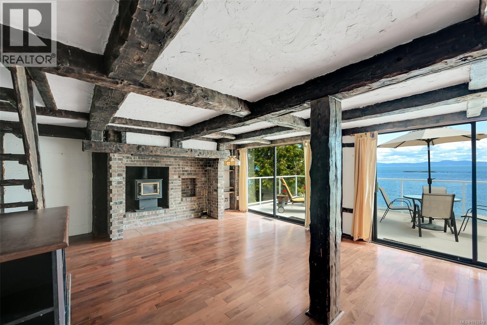 4955 Cordova Bay Rd, Saanich