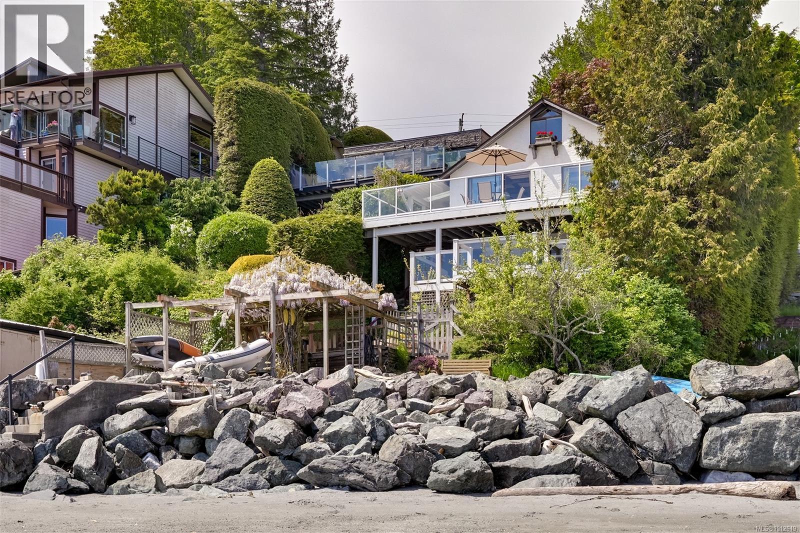 4955 Cordova Bay Rd, Saanich