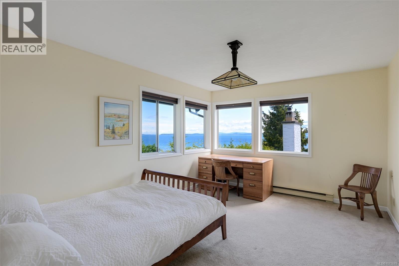 4955 Cordova Bay Rd, Saanich