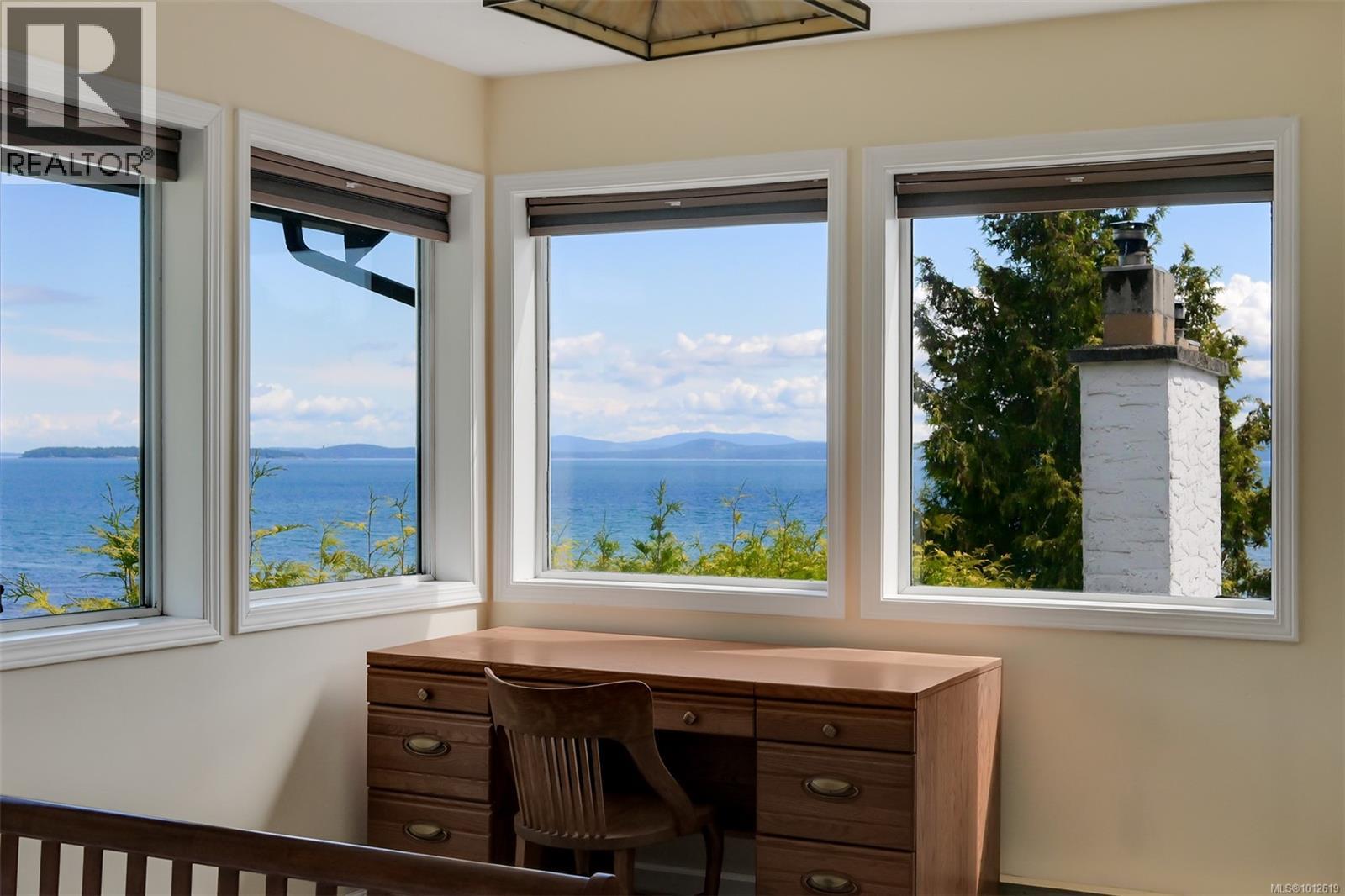 4955 Cordova Bay Rd, Saanich