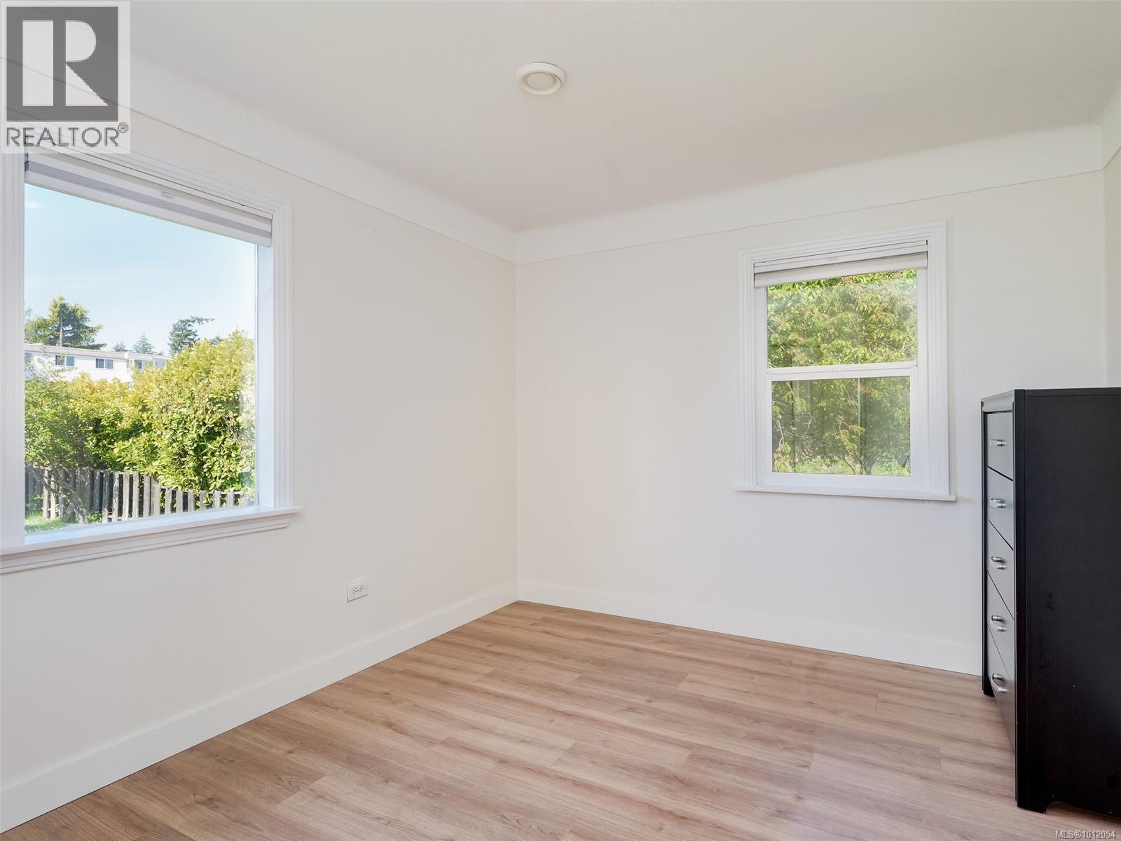 Photo 11 of 2962 Millgrove St, Saanich BC