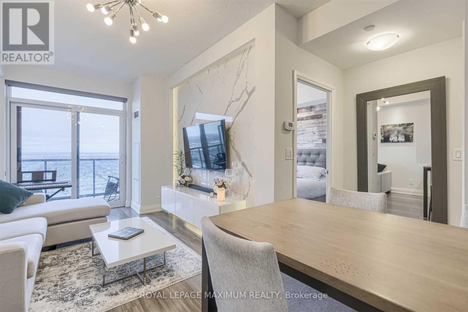 Photo 6 of 2507 3700 Highway 7 Road W, Vaughan ON
