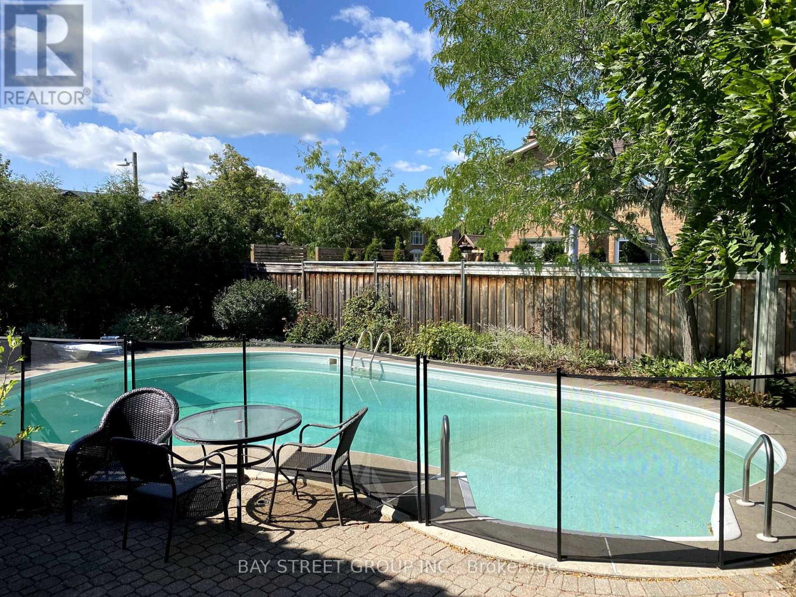 Photo 18 of 1322 Roseberry Crescent, Oakville ON
