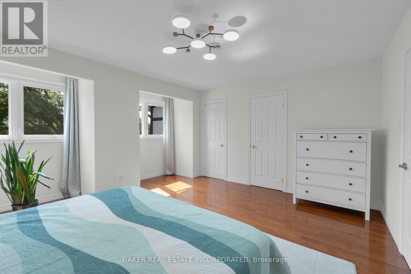 Photo 19 of 47 333 Meadows Boulevard, Mississauga ON