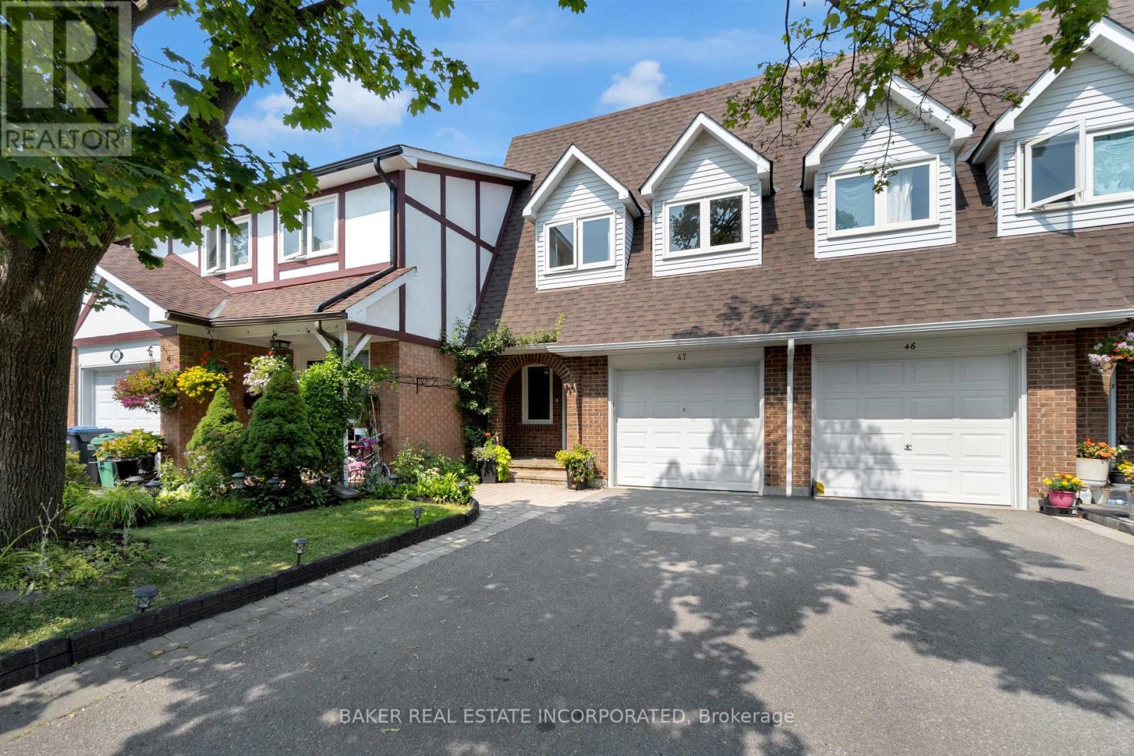 Photo 2 of 47 333 Meadows Boulevard, Mississauga ON