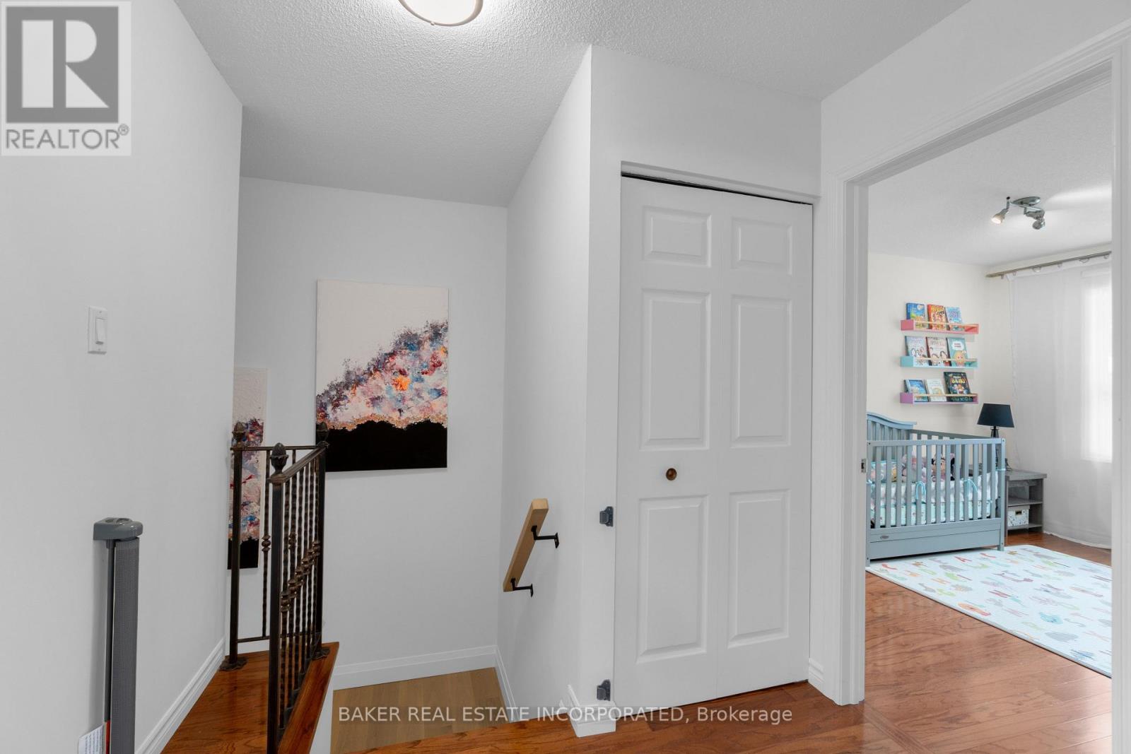 Photo 25 of 47 333 Meadows Boulevard, Mississauga ON