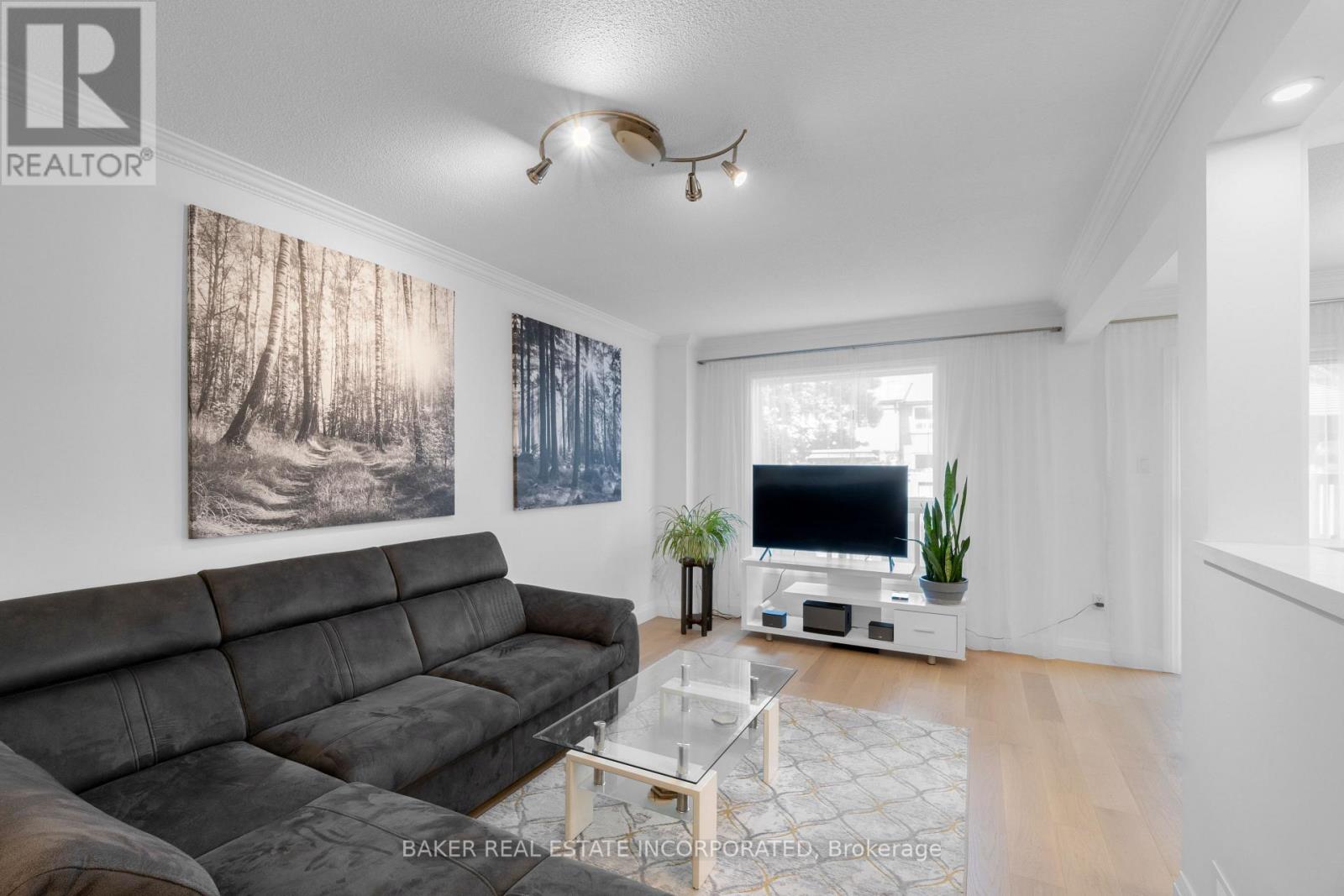 Photo 7 of 47 333 Meadows Boulevard, Mississauga ON
