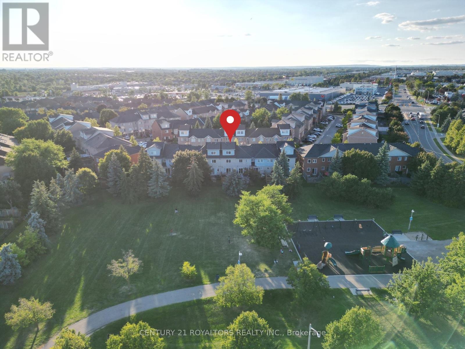 Photo 42 of 28 Spadina Road, Brampton ON