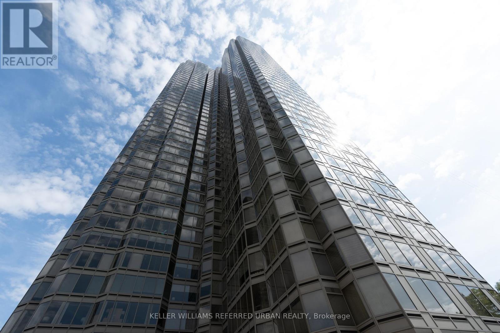 Photo 2 of 409 1 Palace Pier Court, Toronto ON