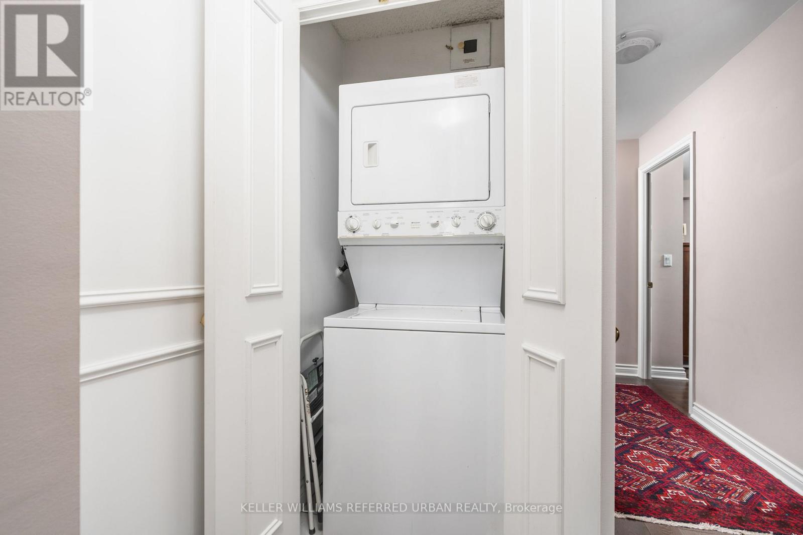 Photo 31 of 409 1 Palace Pier Court, Toronto ON