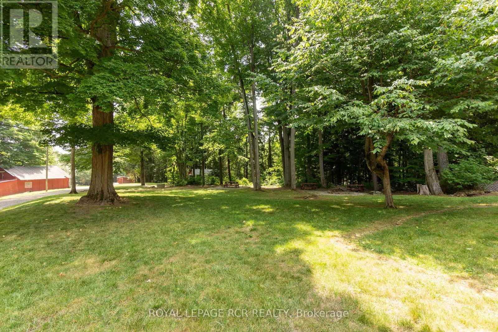 Photo 24 of 7561 Finnerty Side Road, Caledon ON