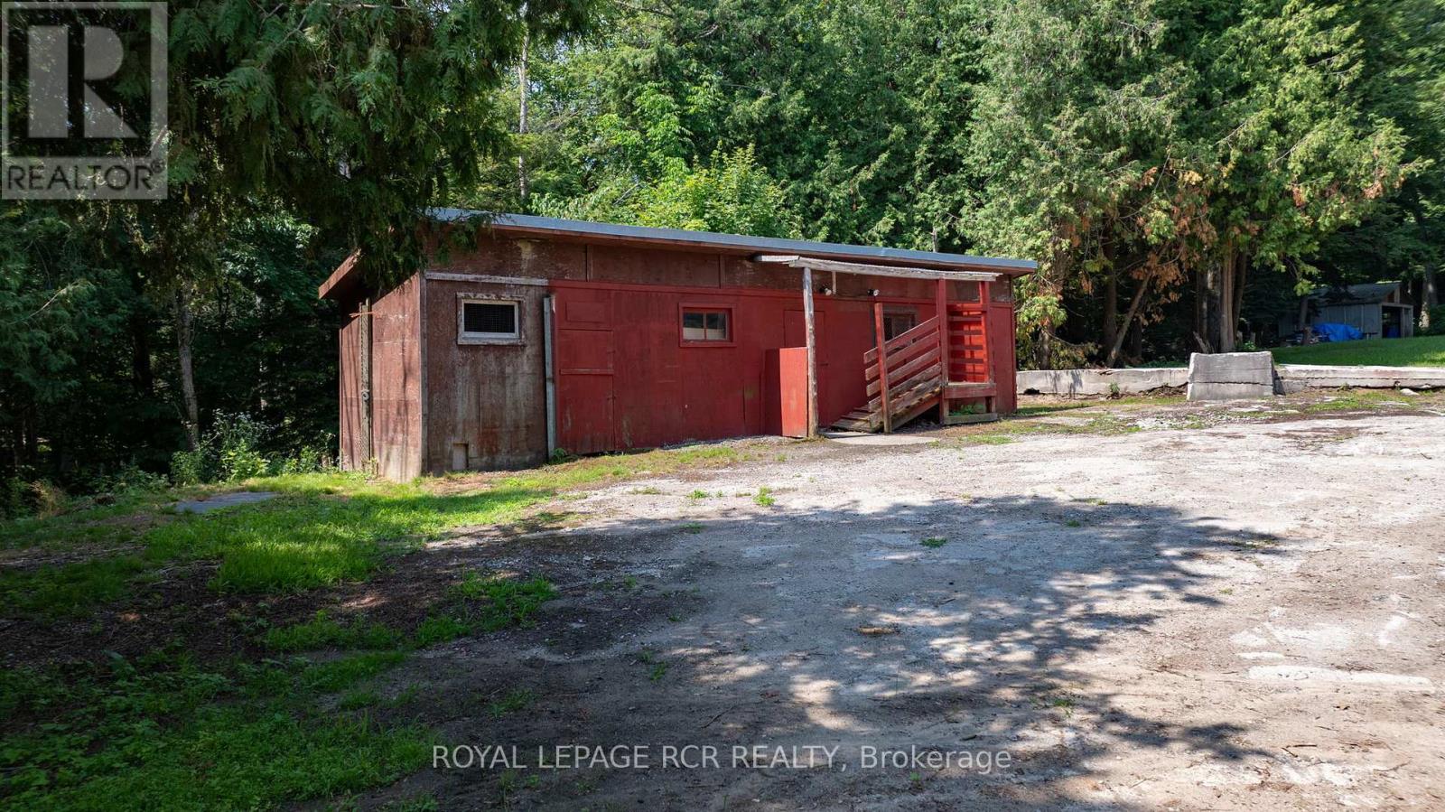 Photo 34 of 7561 Finnerty Side Road, Caledon ON