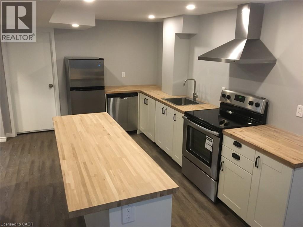 Photo 15 of 33 East 34th Street Unit 2 Lower, Hamilton ON
