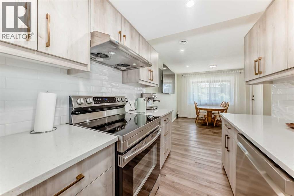 Photo 7 of 126 200 Brookpark Drive Sw, Calgary AB