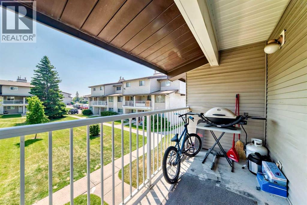 Photo 18 of 126 200 Brookpark Drive Sw, Calgary AB