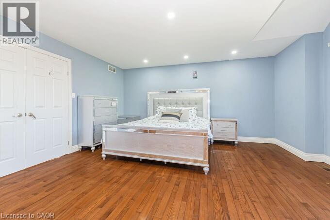 Photo 24 of 126 Montmorency Drive, Hamilton ON