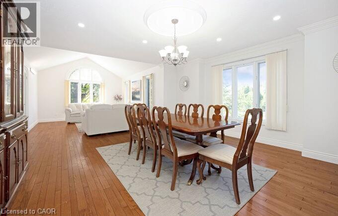 Photo 13 of 126 Montmorency Drive, Hamilton ON